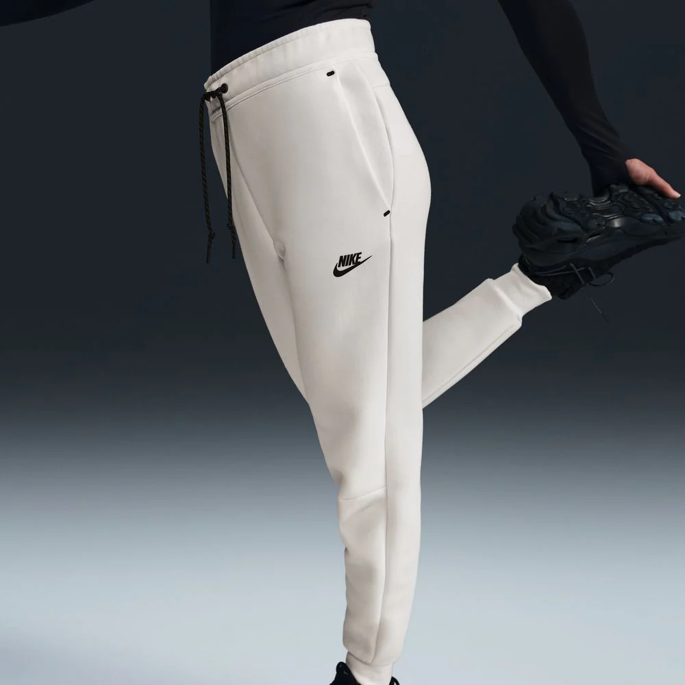 SPORTSWEAR TECH FLEECE מכנסי ניילון - Image 4